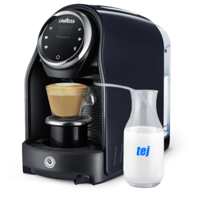 Lavazza-LF1200-Inovy-Milk-friss-tejet-hasznalva